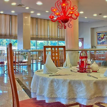 Niski Cvet Hotel